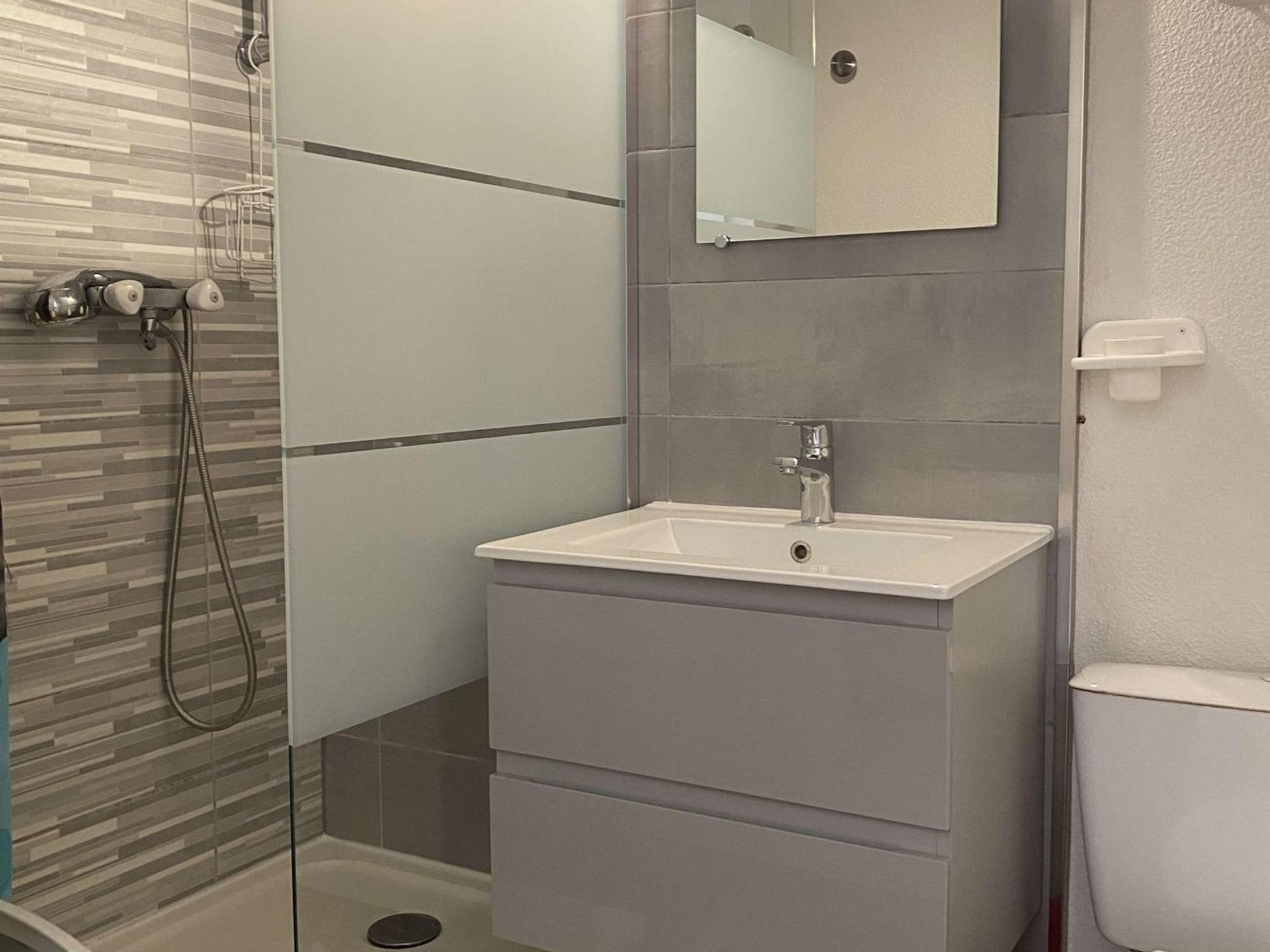 Studio Confort 2* Avec 2 Parkings Prives, Proche Thermes, Calme Et Bien Equipe - Balaruc-Les-Bains - Fr-1-553-114 Εξωτερικό φωτογραφία